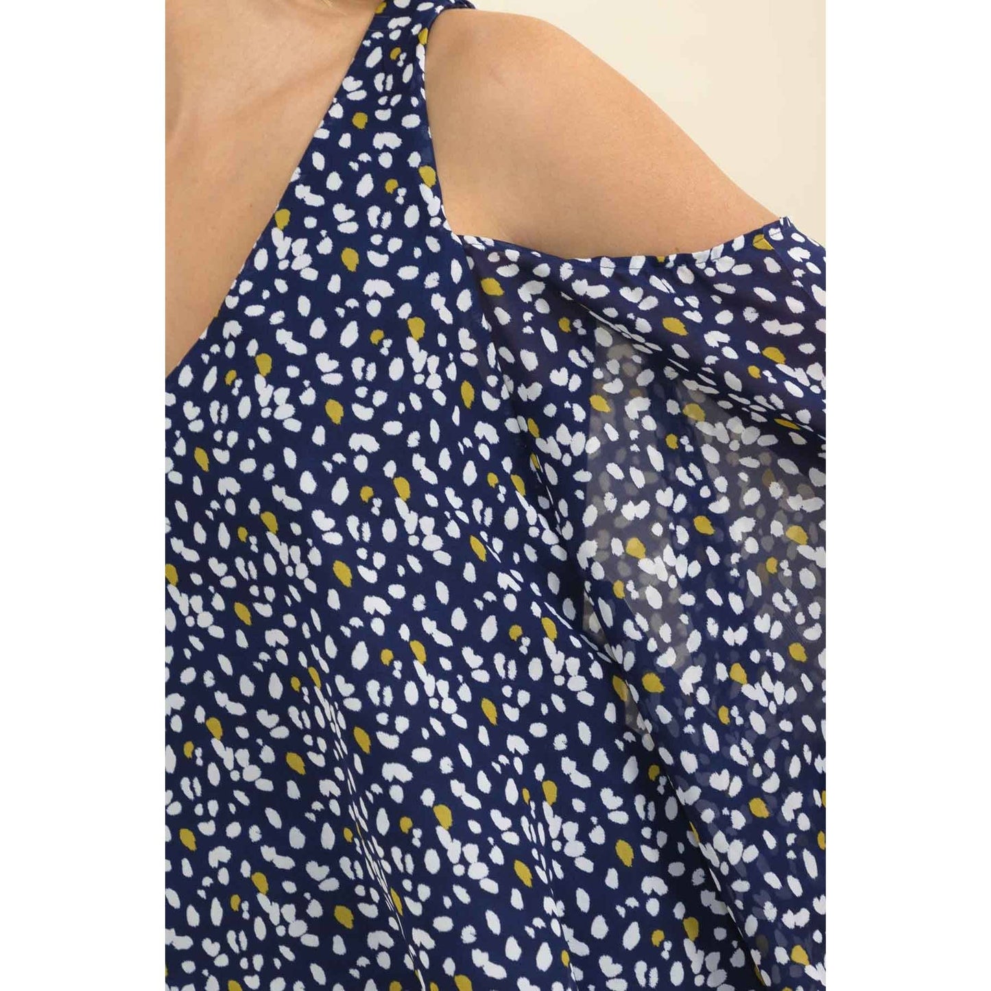 Printed Peek a Boo sleeve top