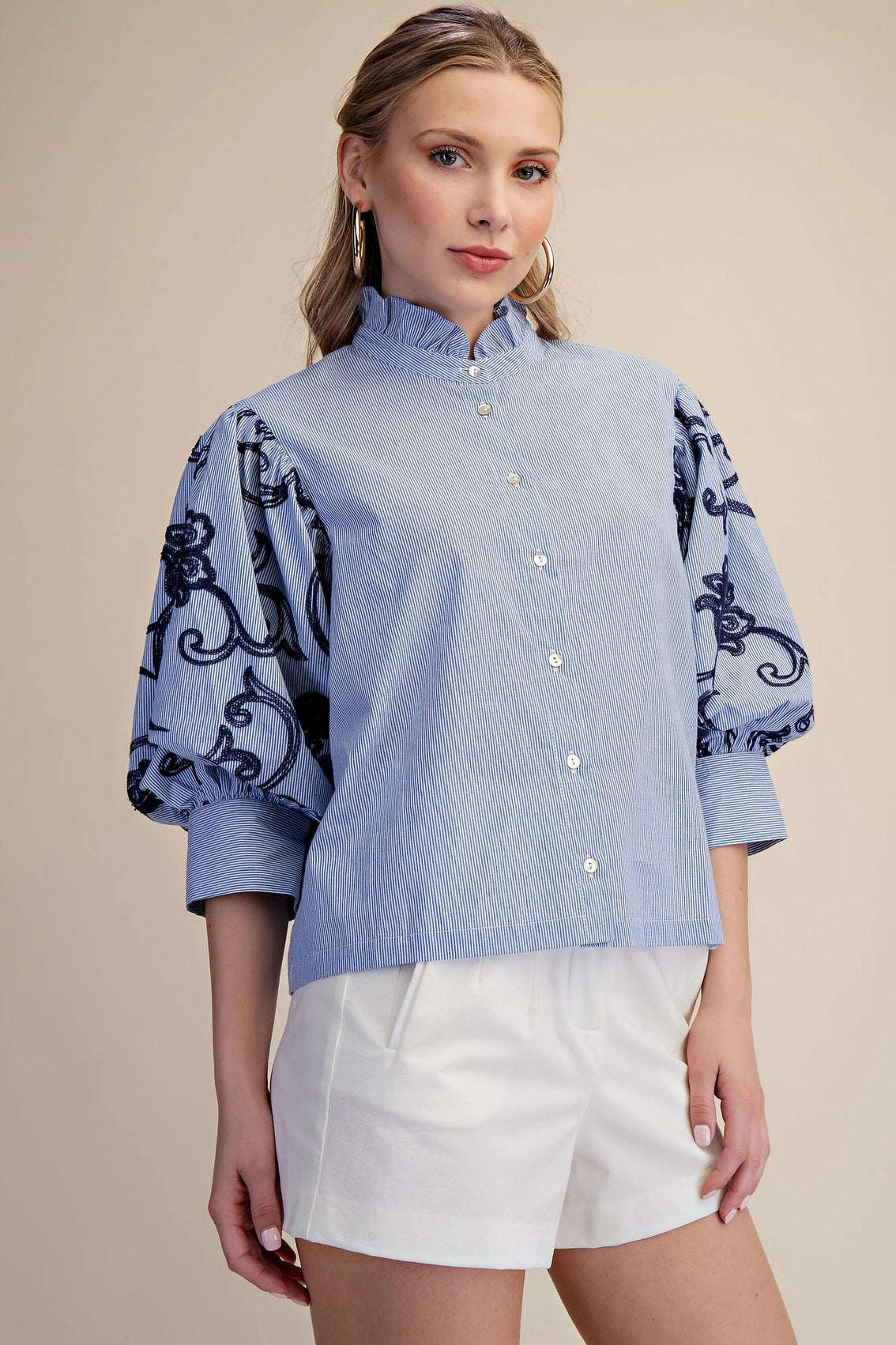 Ruffle Neck Embroidery Puff Sleeve Blouse