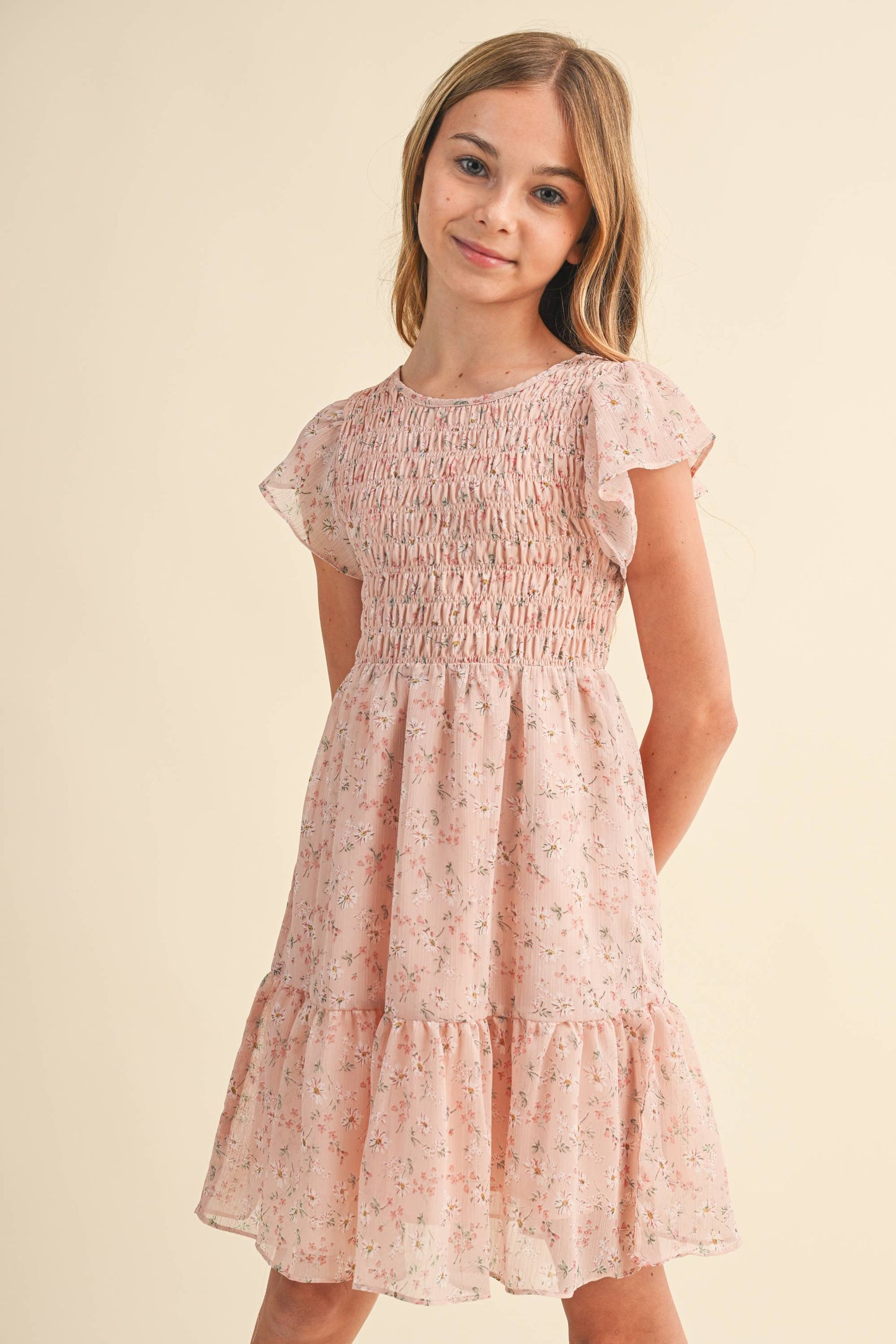 TWEEN GIRLS SMOCKED FLOUNCE DRESS (7-12)