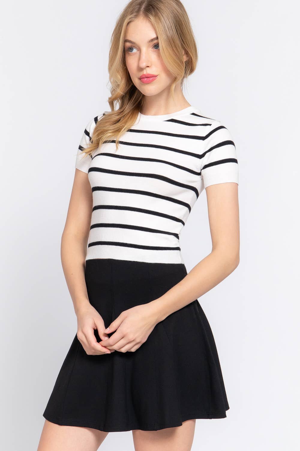 Short Sleeve Crew Neck Stripe Sweater