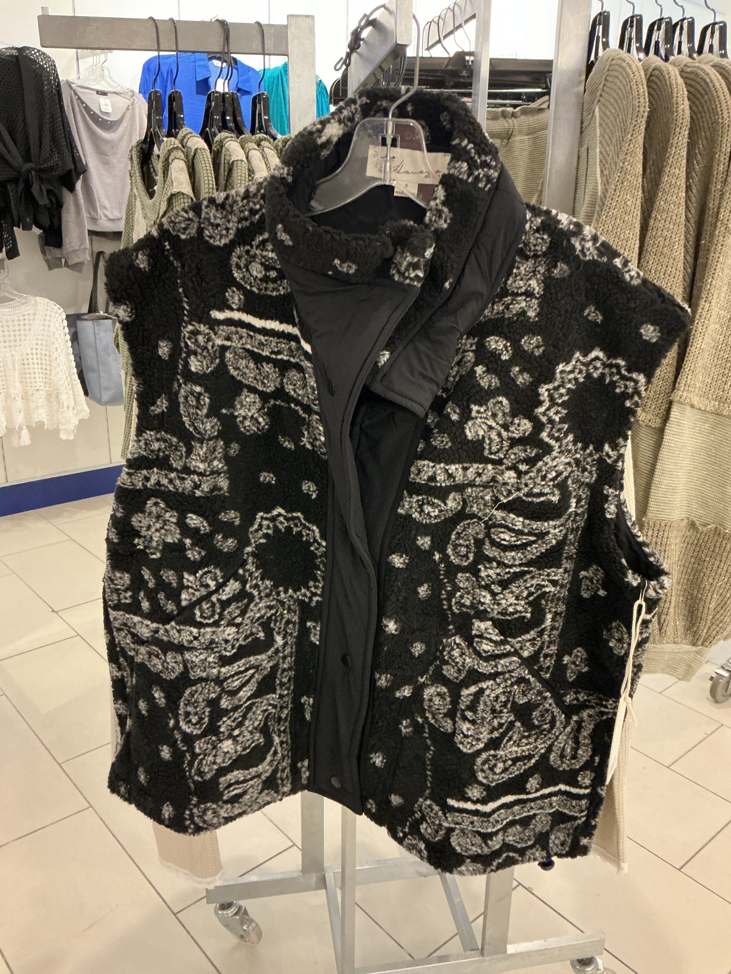 Vintage Havana Bandana Printed Sherpa Vest