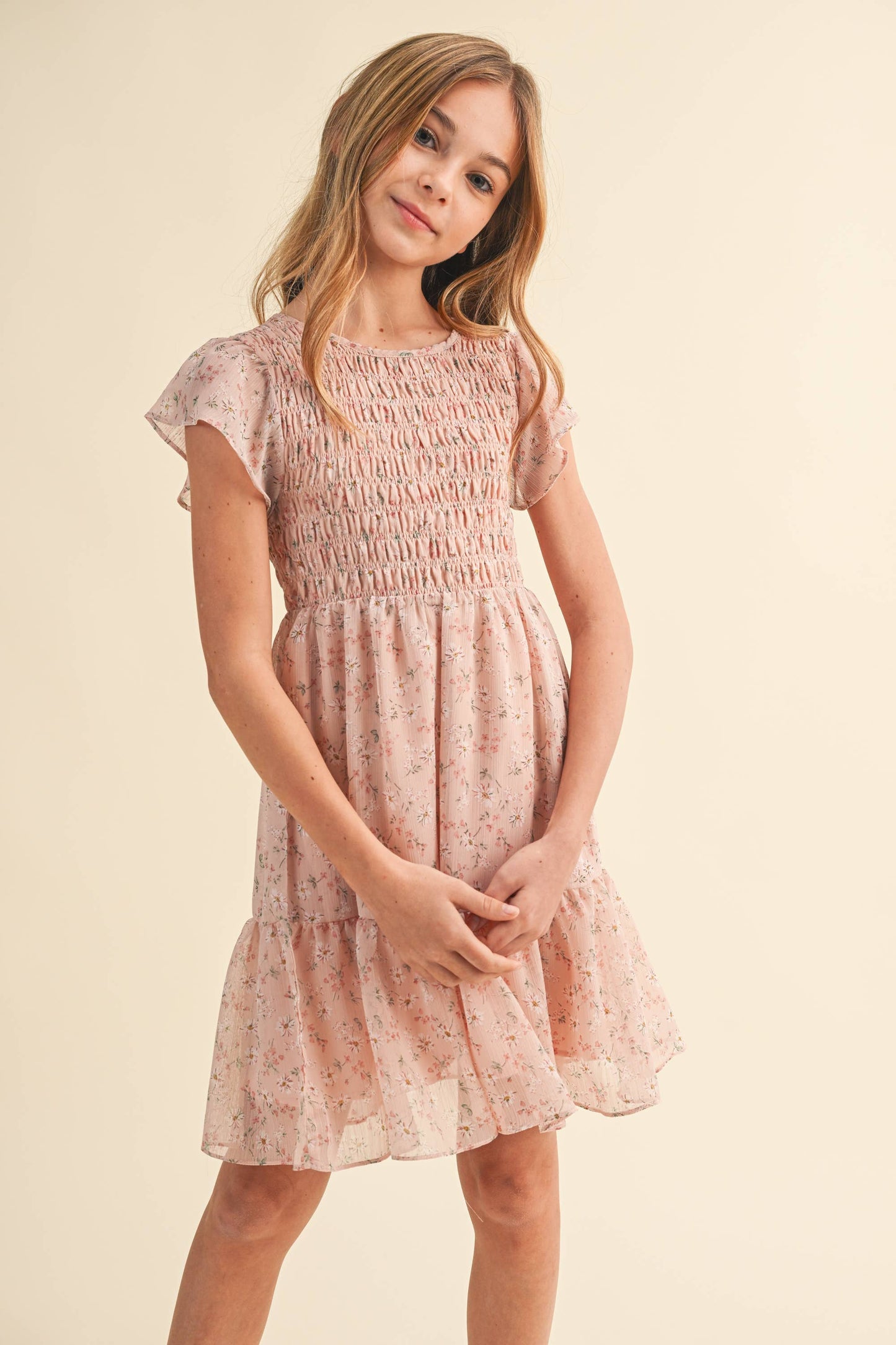TWEEN GIRLS SMOCKED FLOUNCE DRESS (7-12)